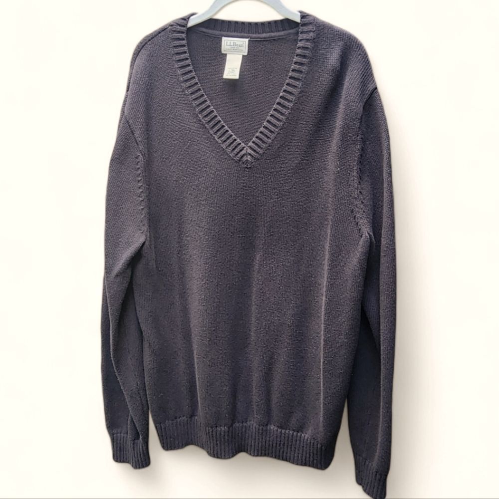 LL Bean 100% cotton v-neck sweater. Size large tall. Fall winter natural outdoor